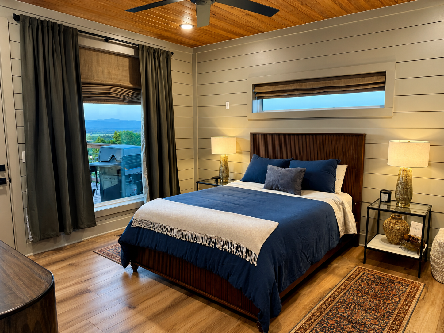 First master suite at Whisky Rock with queen bed